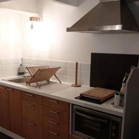 Joli Duplex En Centre Ville De 40M2 Climatise Istres Zewnętrze zdjęcie