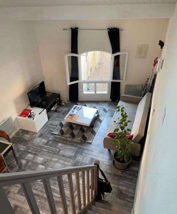 Joli Duplex En Centre Ville De 40M2 Climatise Istres Zewnętrze zdjęcie